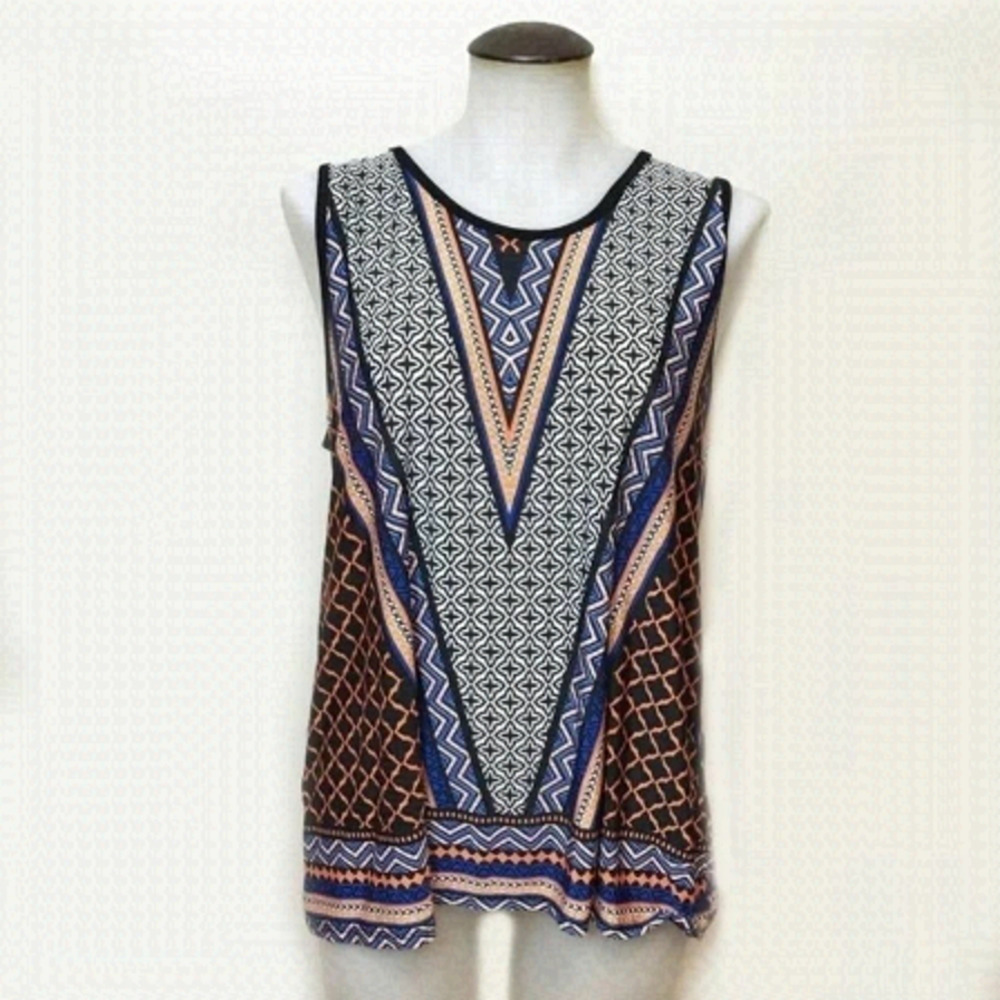 LAVISH stretch tank top